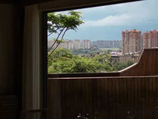 Xishuangbanna Jinghong Suyin Banshan Panoramic Villa B&B