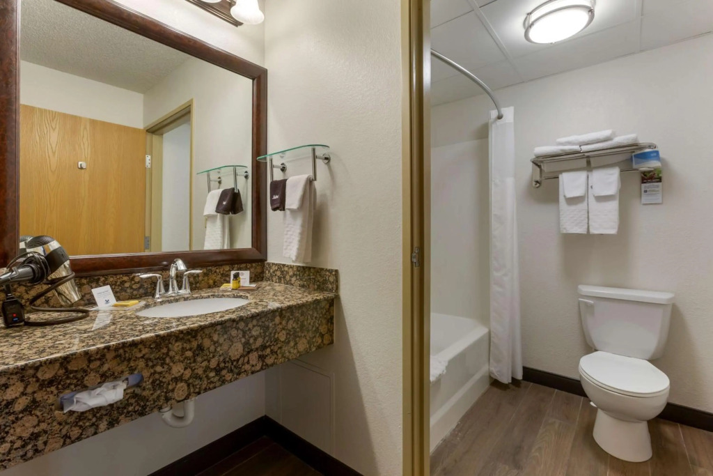Best Western Plus McCall Lodge and Suites