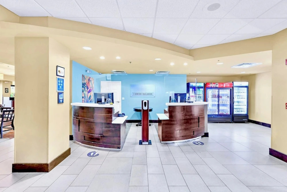 Cozy Apartment w Pool and Hot Tub - Near Disney