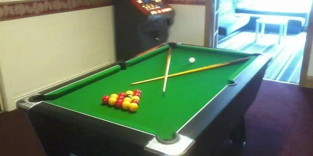 Dering Lodge Hotel