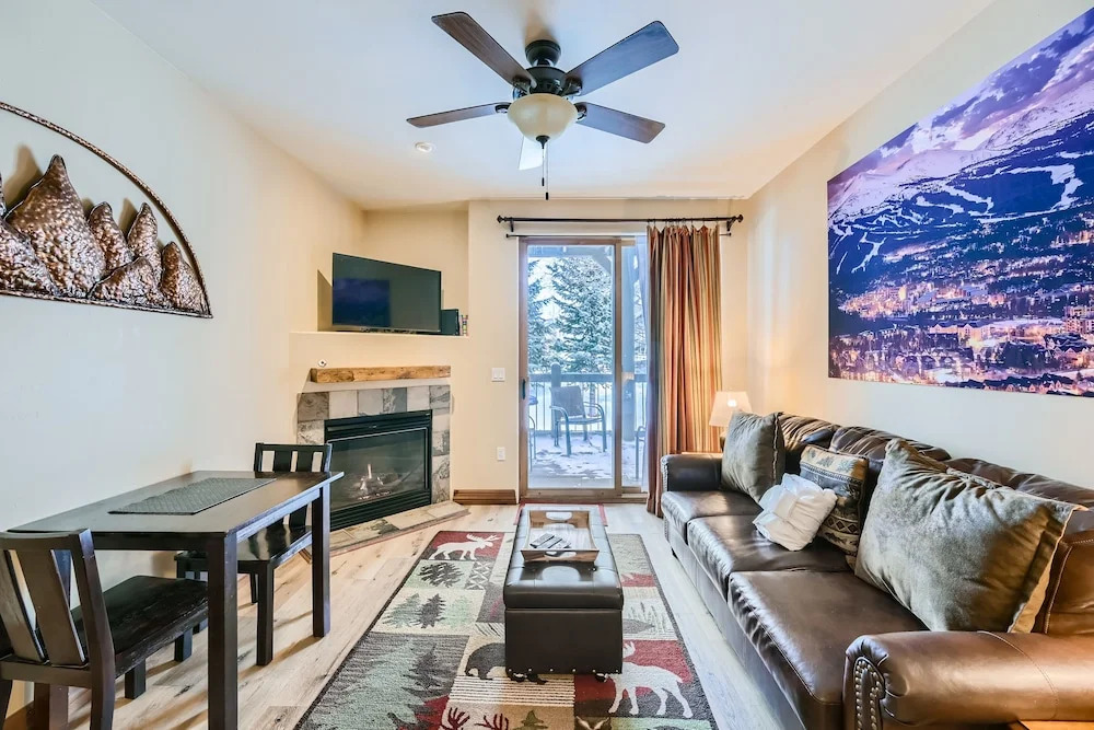 Highland Greens Lodge 210 1 Bedroom Condo by RedAwning
