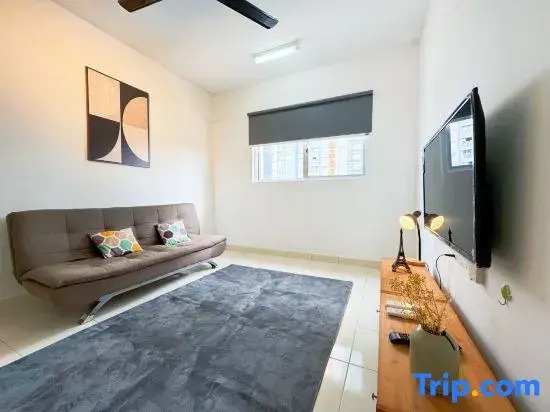 Spacious 2Bedroom Suite At Alanis Residence Sepang