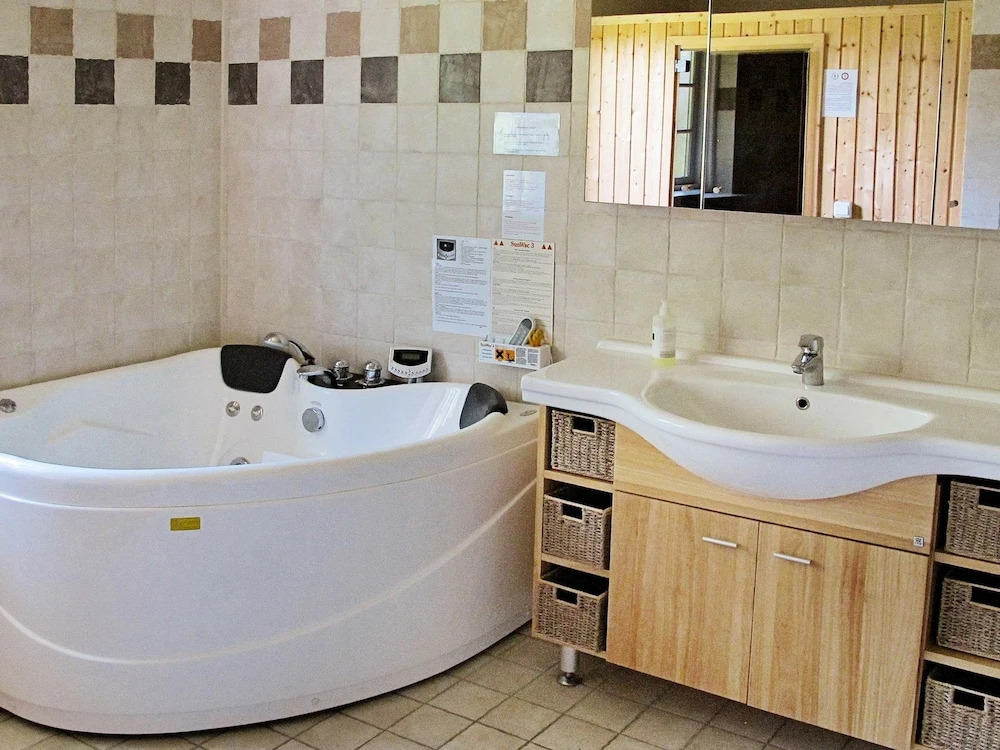 Adorable Holiday Home in Væggerløse With Whirlpool