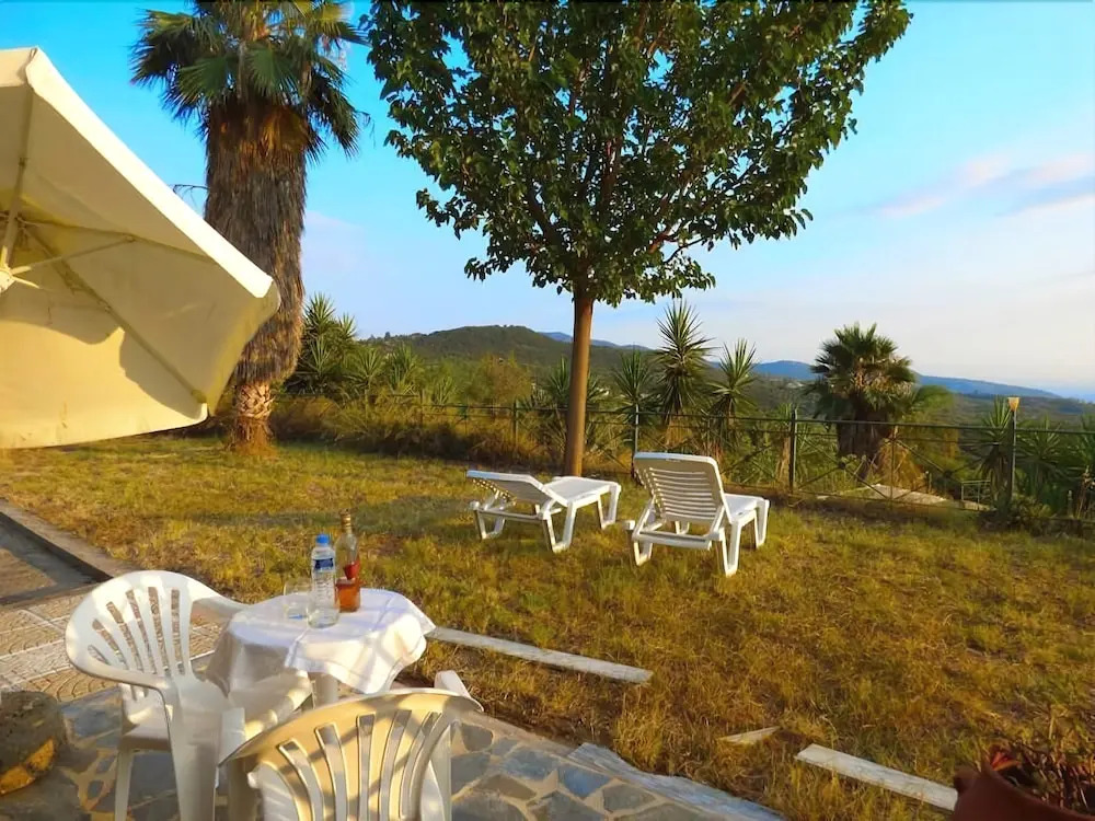 Studio With Garden/Seaview/3km To The Beach