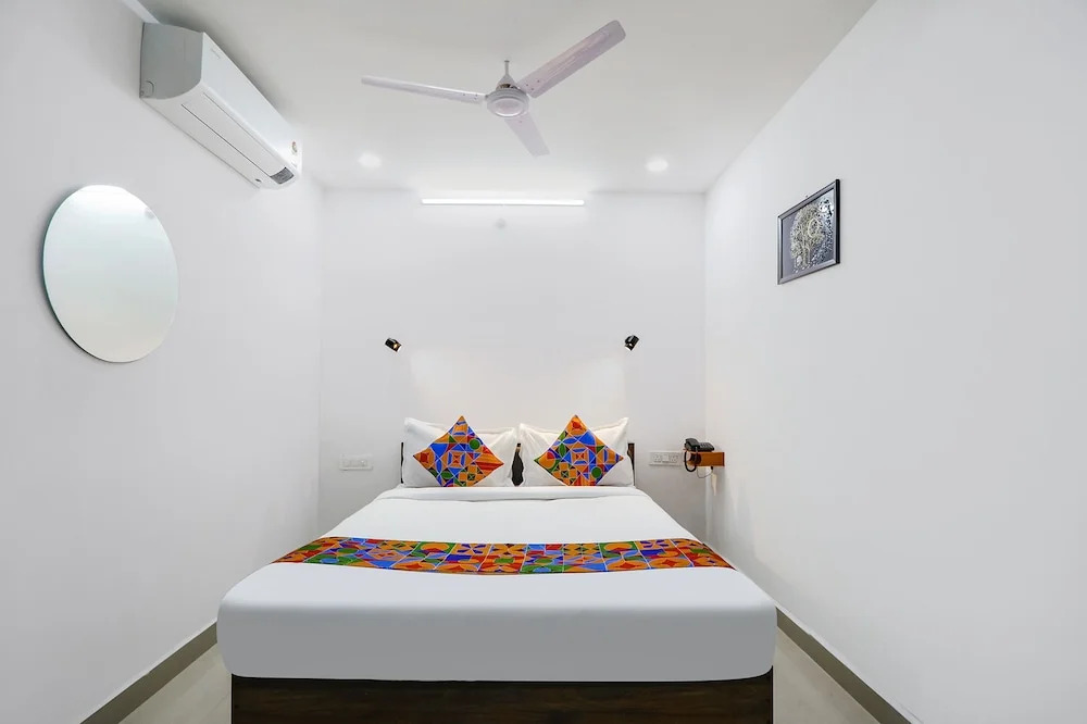 FabHotel VKs Bahadurpally - Nr Mahindra University Bahadurpally Jeedimetla