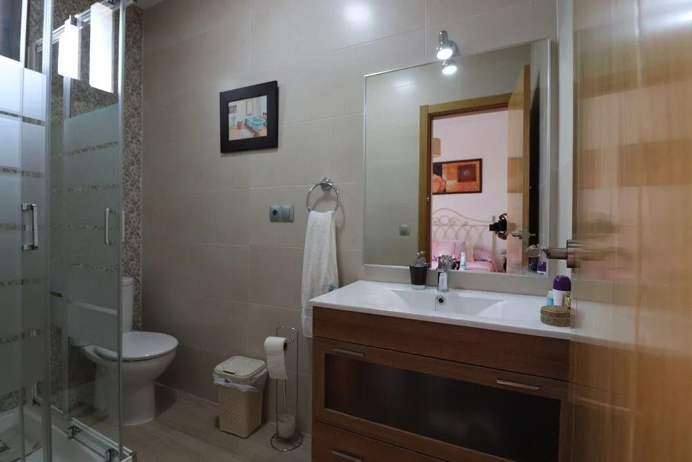 1117 Villa Gamor