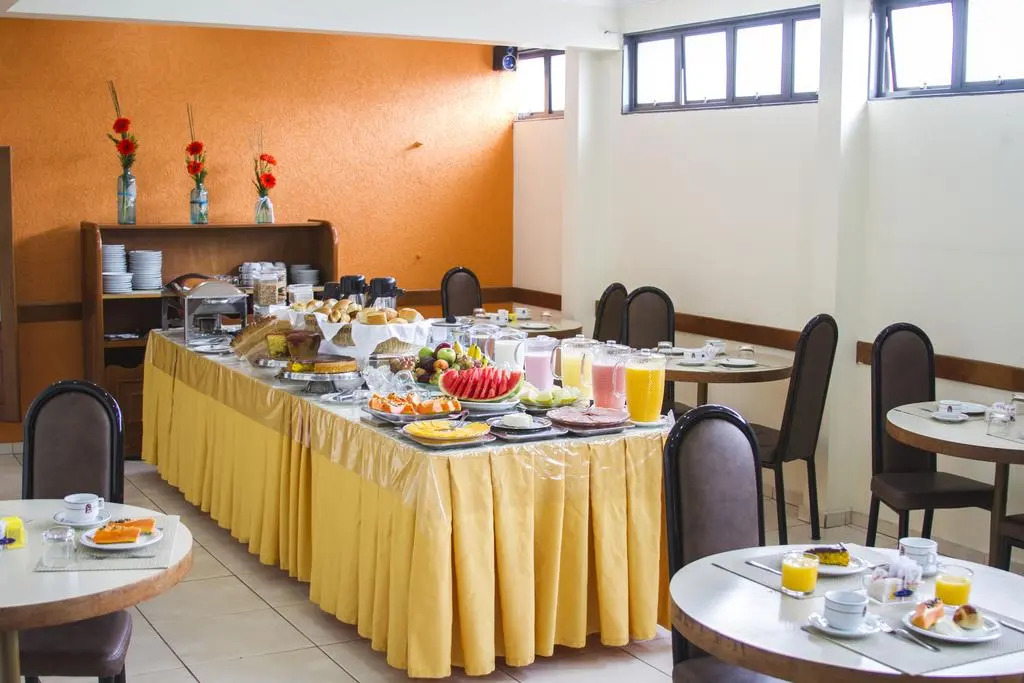 Láparos Hotel