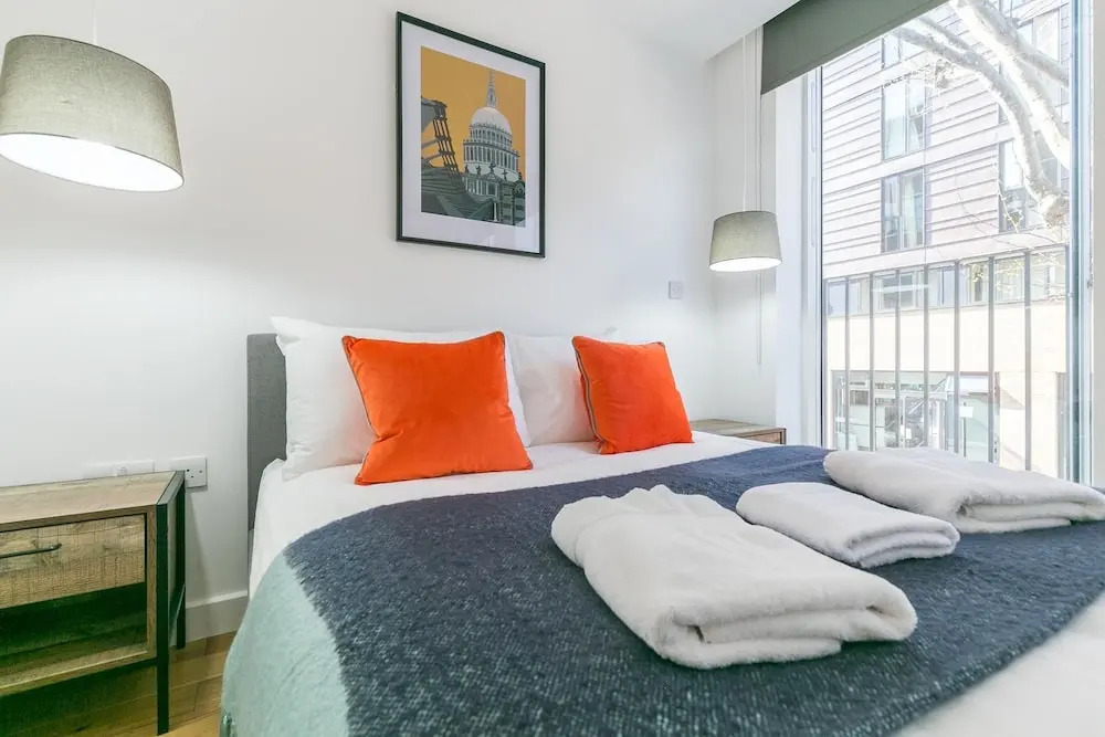 New Stylish 2 Bedroom Flat With Balcony Shoreditch
