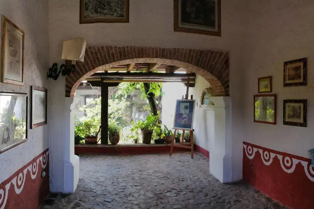 Casa Madrigal