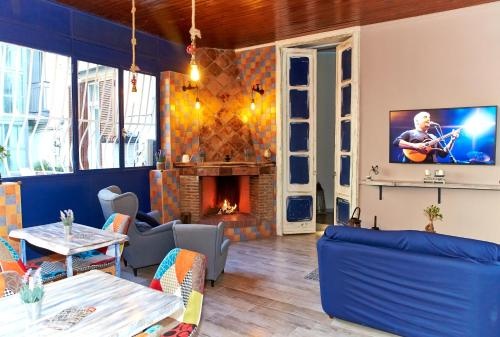 Artisti Sustinea Rooms