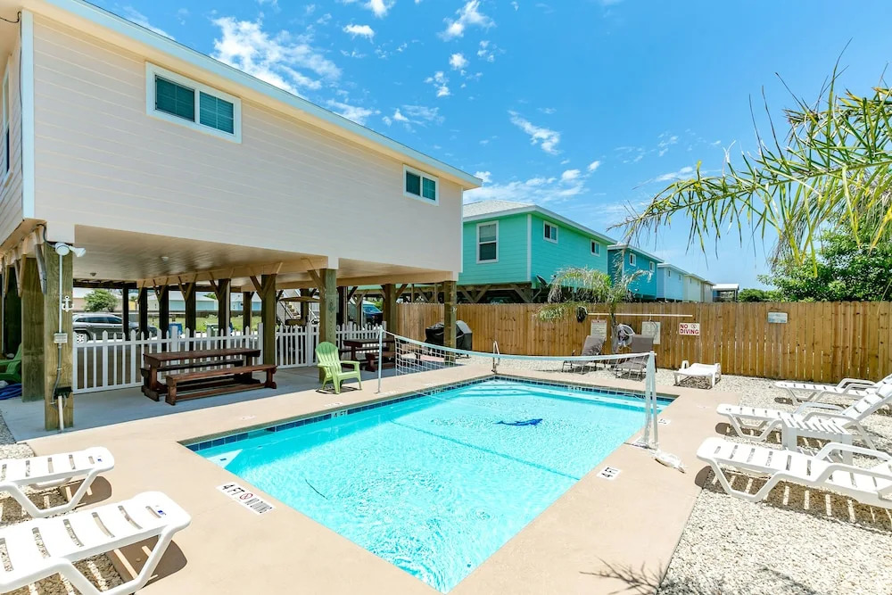 Sandy Bottoms 408 by RedAwning