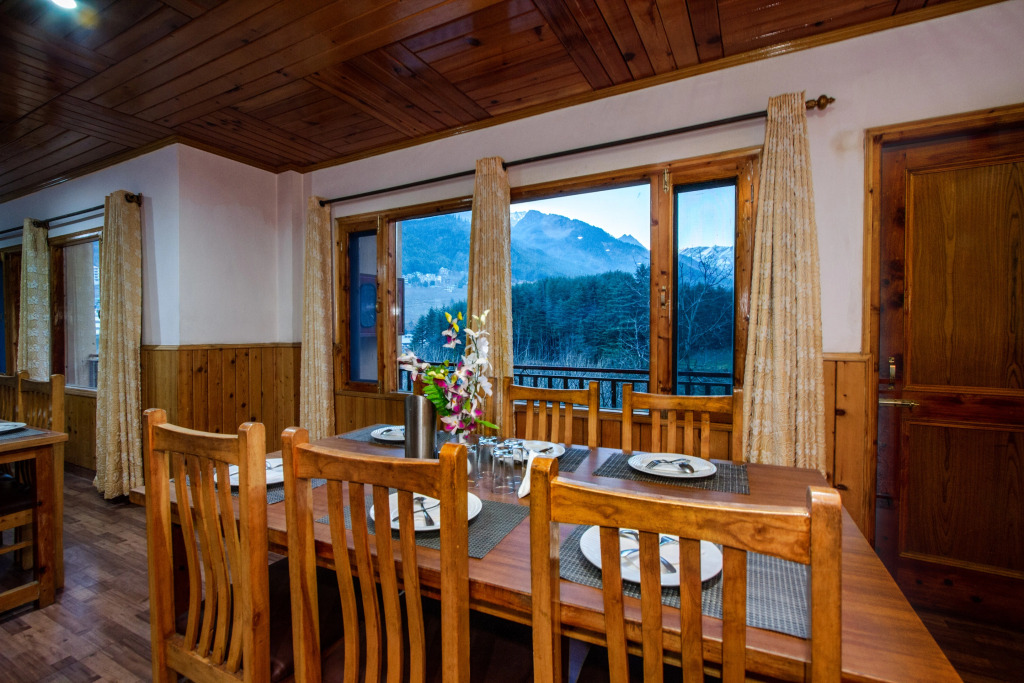 Hotel Prini Palace Manali