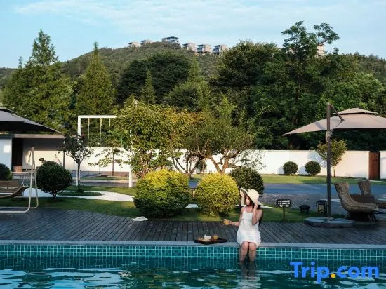 Moganshan Qingxuan Designer Holiday Home