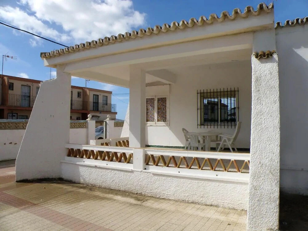 House with 5 Bedrooms in Punta Umbría, with Furnished Terrace And Wifi - 4 M From the Beach
