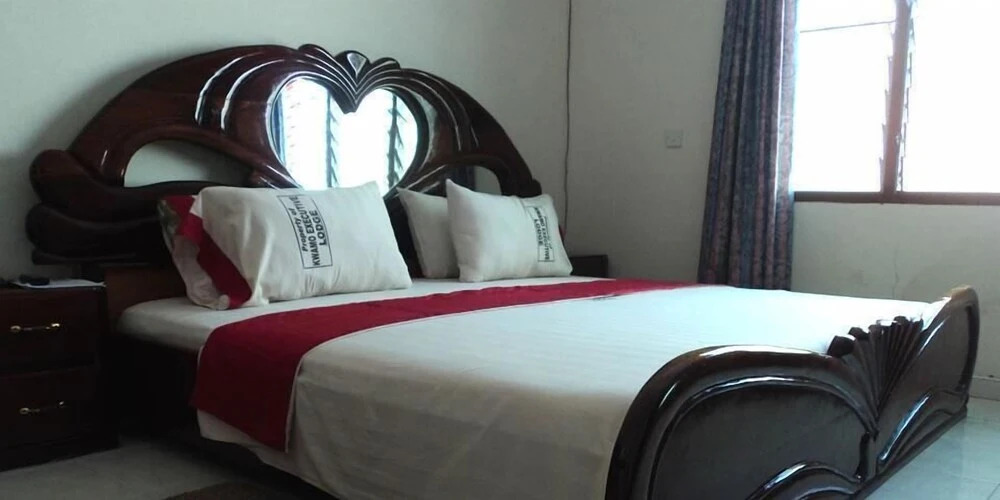 Kwamo Executive lodge