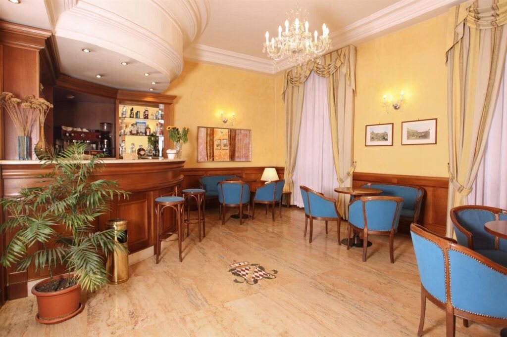 Отель Montecarlo