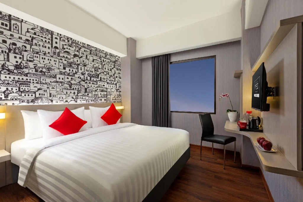 Hotel Neo Gading Solo