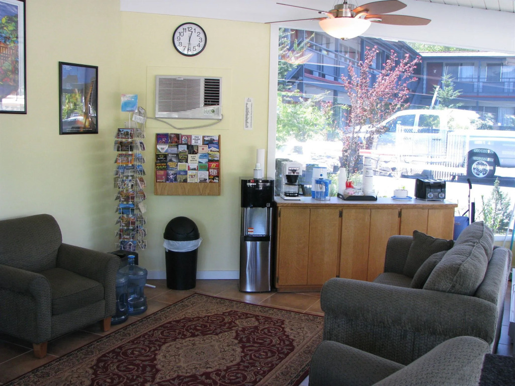 Timbers INN and Suites
