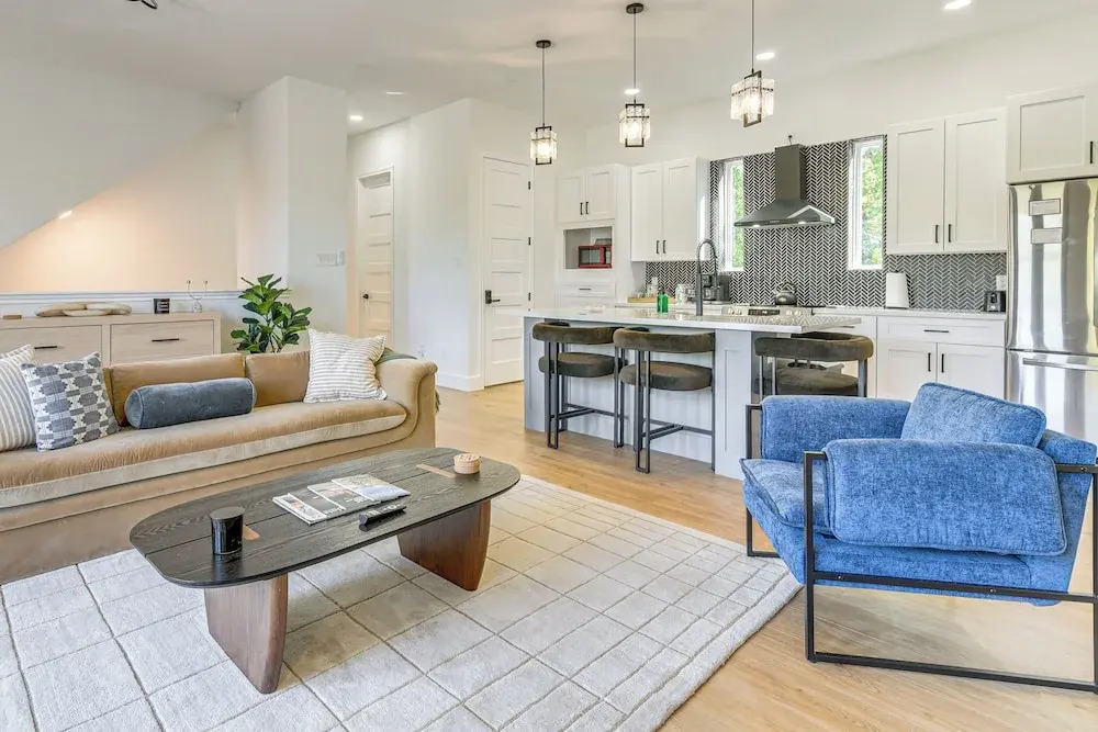 Sleek, Mod, Luxe: Soccer Fan Home Base in Houston