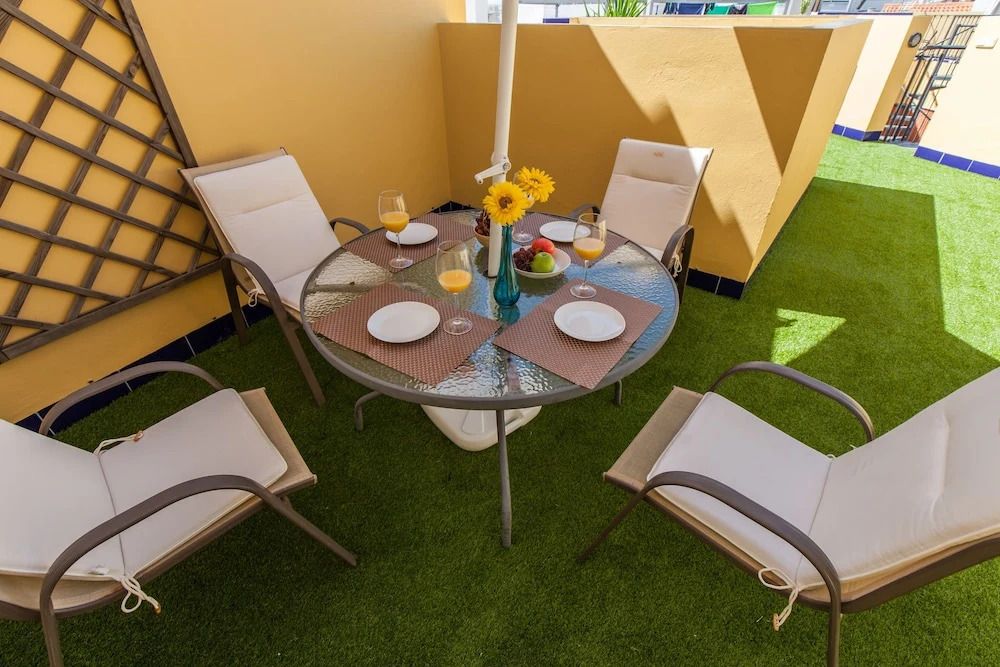 Green - Apartments Giralda