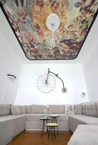 For the bold, chic and open minded