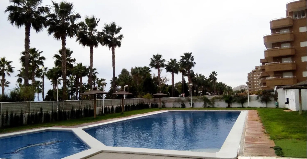 Apartamentos Mondrian Marina Dor 3000