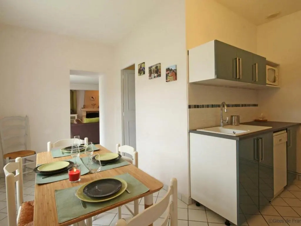 Maison indépendante avec jardin chez une cavalière, animaux acceptés - FR-1-497-43