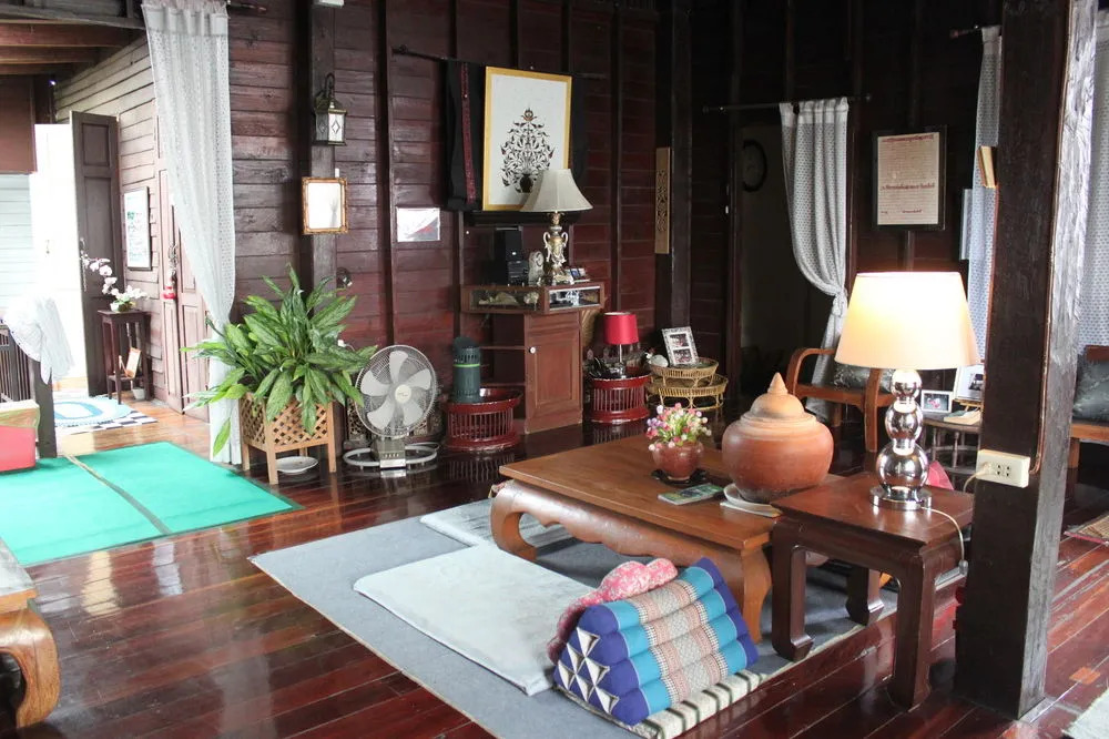 Thaphae Bunk Home