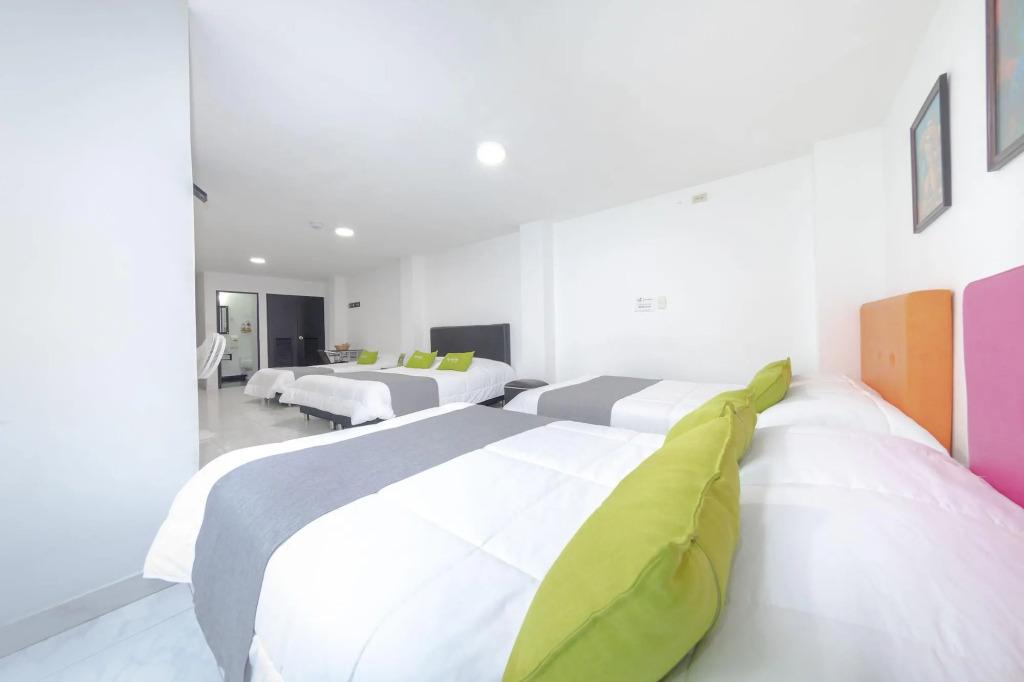 Ayenda 1230 Paradise Lleras