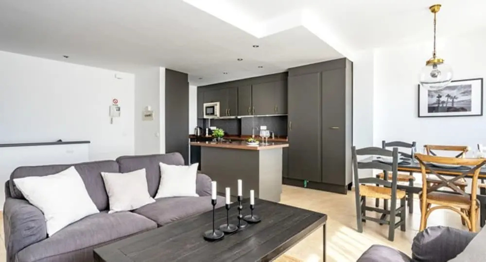 Apartment - 3 Bedrooms with Pool and WiFi - 107694