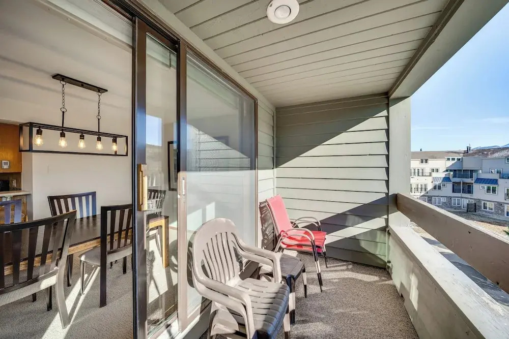 2 Mi to Winter Park Resort: Condo w/ Pool Access!