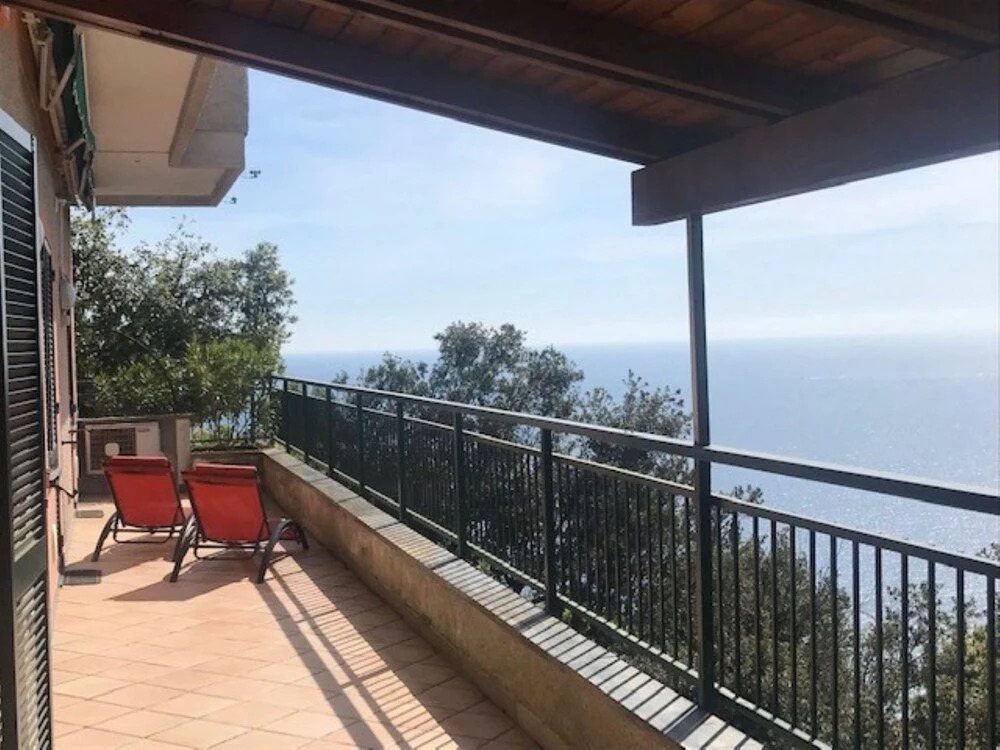 Lambrusca Moneglia in Moneglia