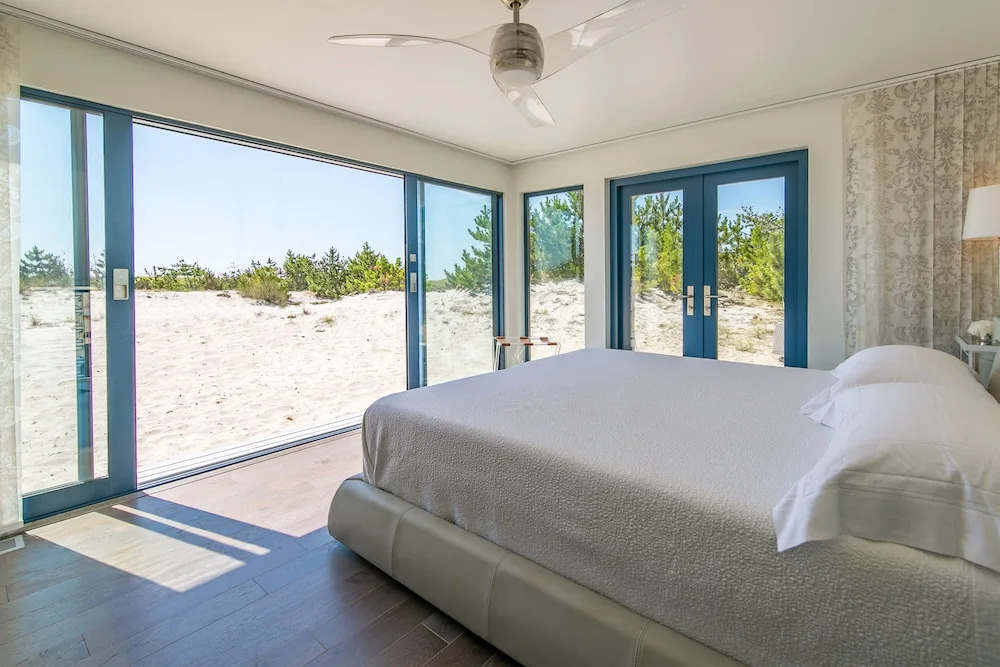 Breathtaking 2 Bedroom Westhampton Beach House Apts