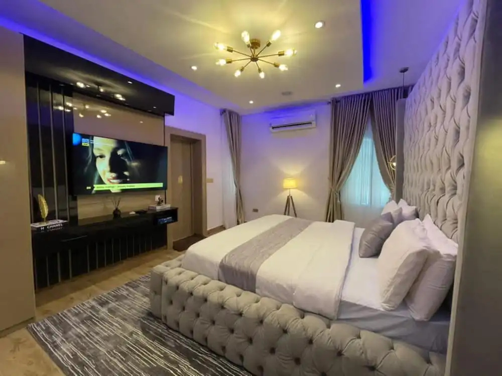 Modern Luxury 3 Bed With Pool & Gym in Lekki
