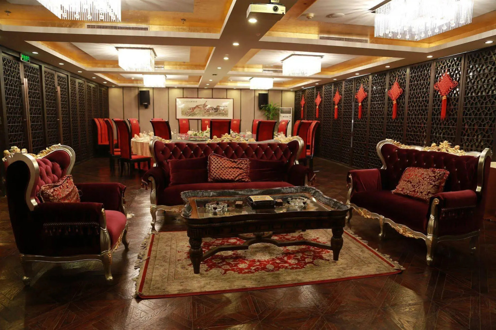 Beijing Dongjiaominxiang Hotel