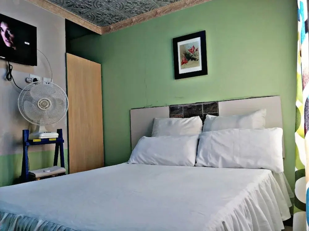 Valleycenter guesthouse