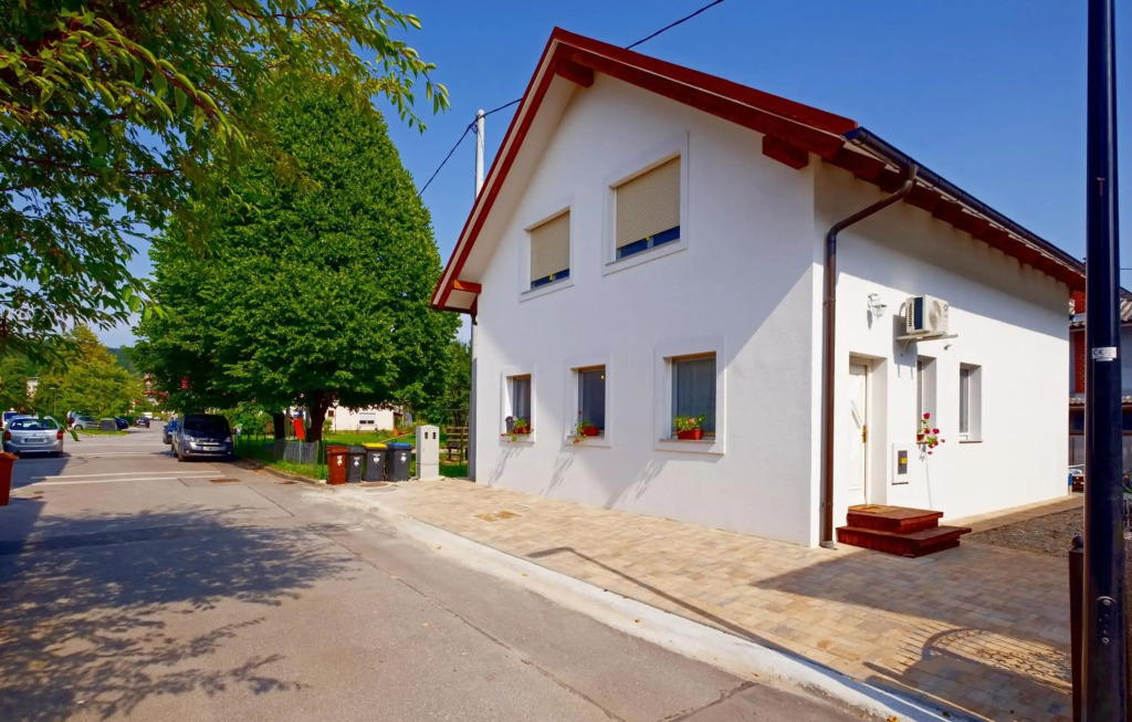 ECO-LUX APART with free bicycles end free parking