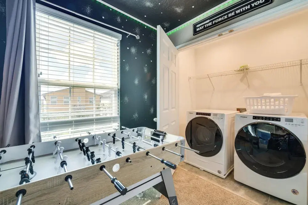 7 Mi to Wdw: Townhome w/ Private Pool