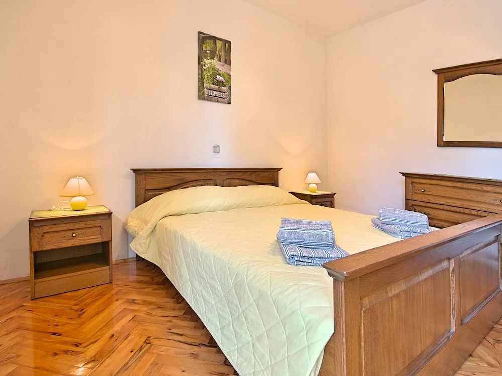 Spacious Villa for 12 Persons With Private Pool Near Rovinj and the Beach