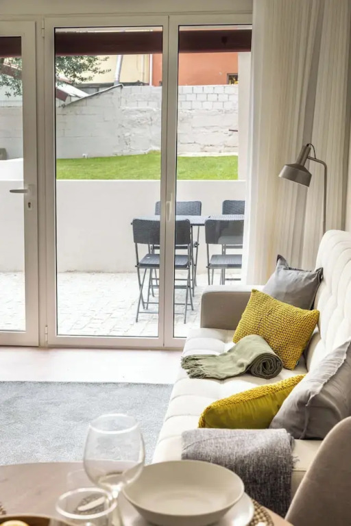 Acm002 Bombarda Homes, Pet Friendly Garden House