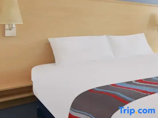 Travelodge Tiverton Hotel