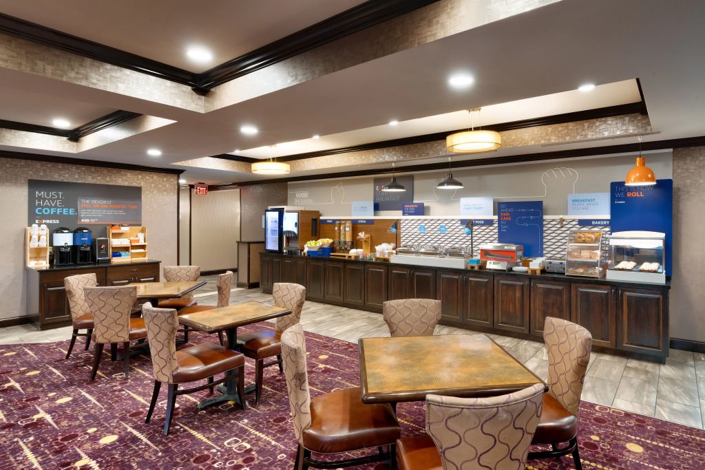Holiday Inn Express Hotel & Suites Billings by IHG