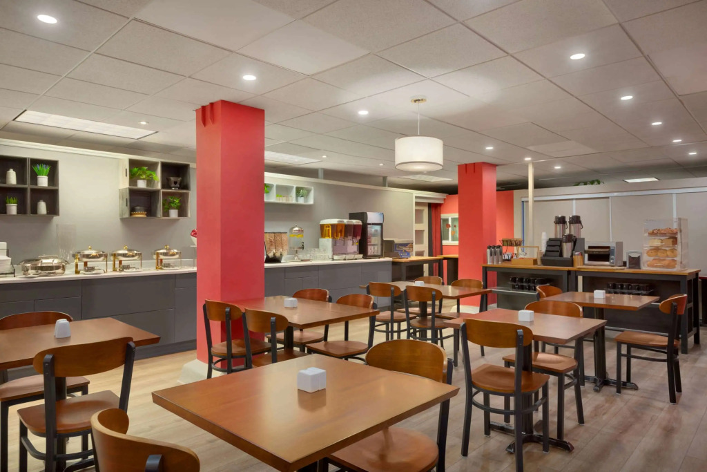 Ramada by Wyndham Oakland Downtown City Center