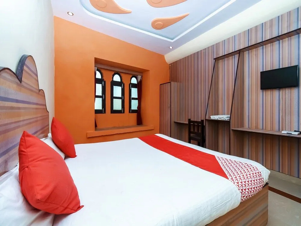 OYO 22899 Hotel Bhagwati Palace