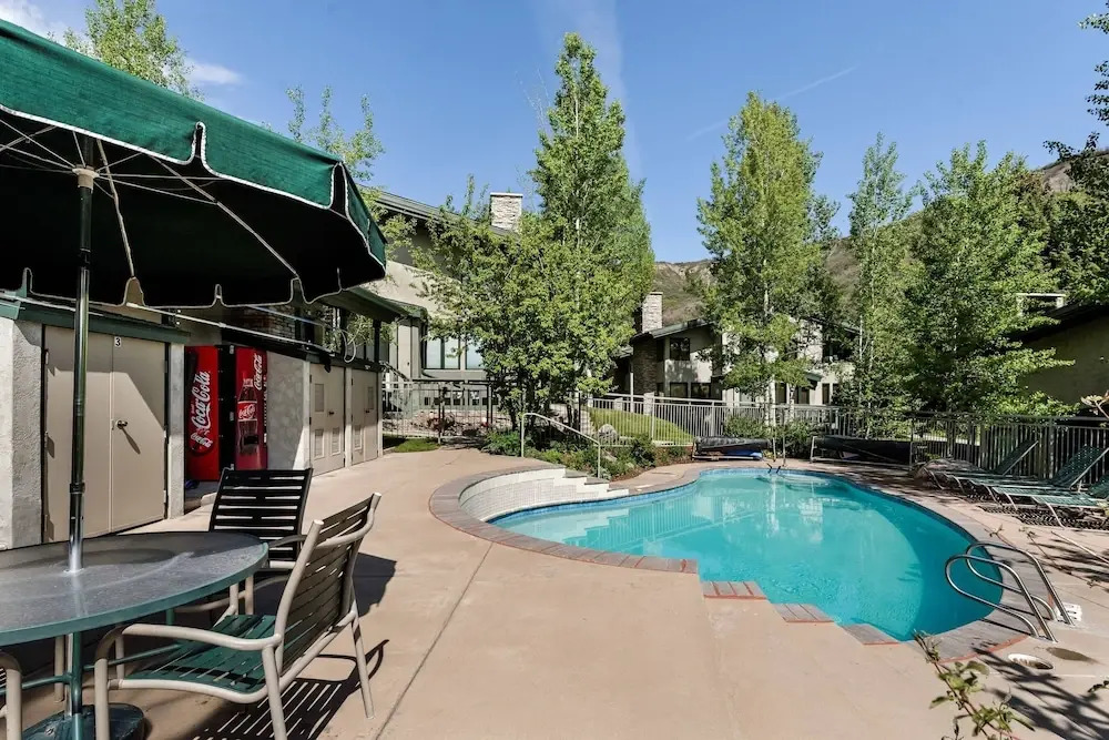 Tamarack Townhome #17