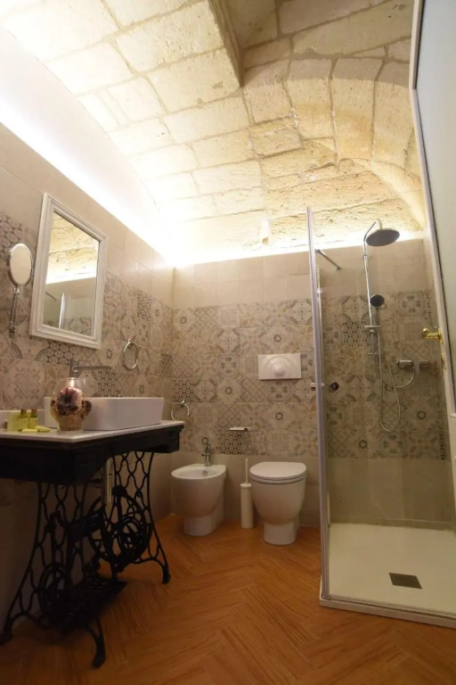 Cadelli Luxury Suite & Apartments