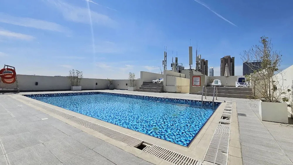 Heart-captivating Studio in Shamal Waves 2
