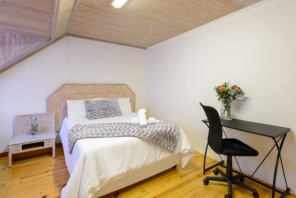 Zesty Guesthouse