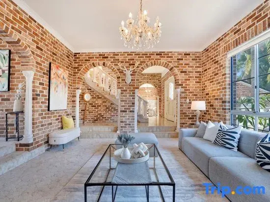 Stunning 4BR Holiday Home with Water Views & Pool