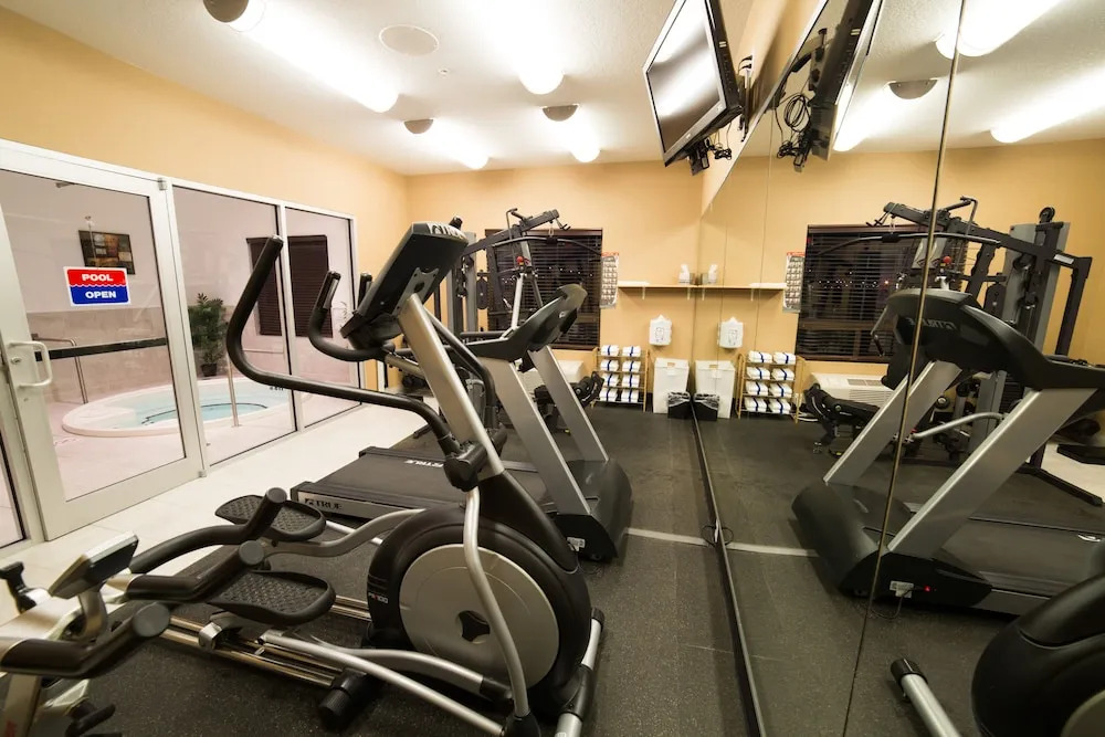 Holiday Inn Express & Suites Whitecourt by IHG